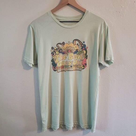 Midnight Rider Sample Sony & Cher And The Beat Goes On Graphic Tee Size M NWOT - Picture 9 of 9
